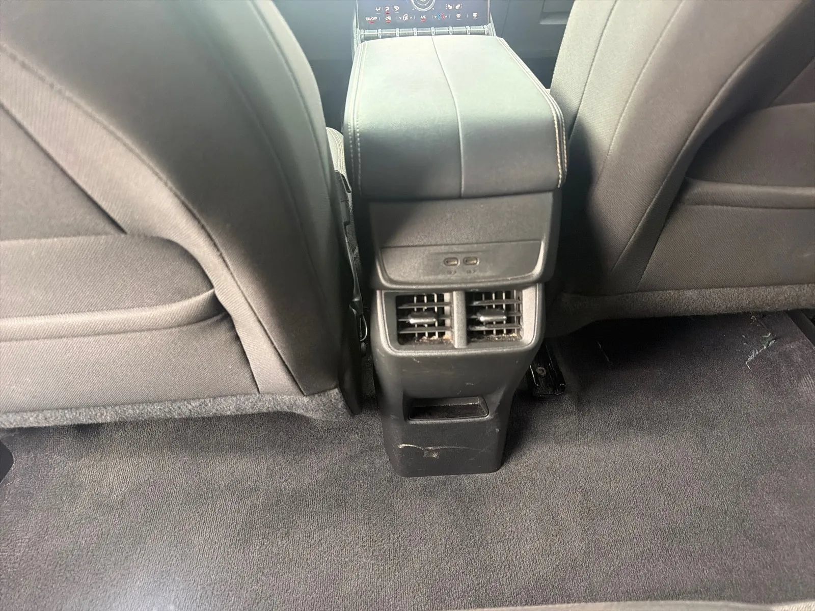 Used 2025 GMC Terrain Elevation FWD image 15