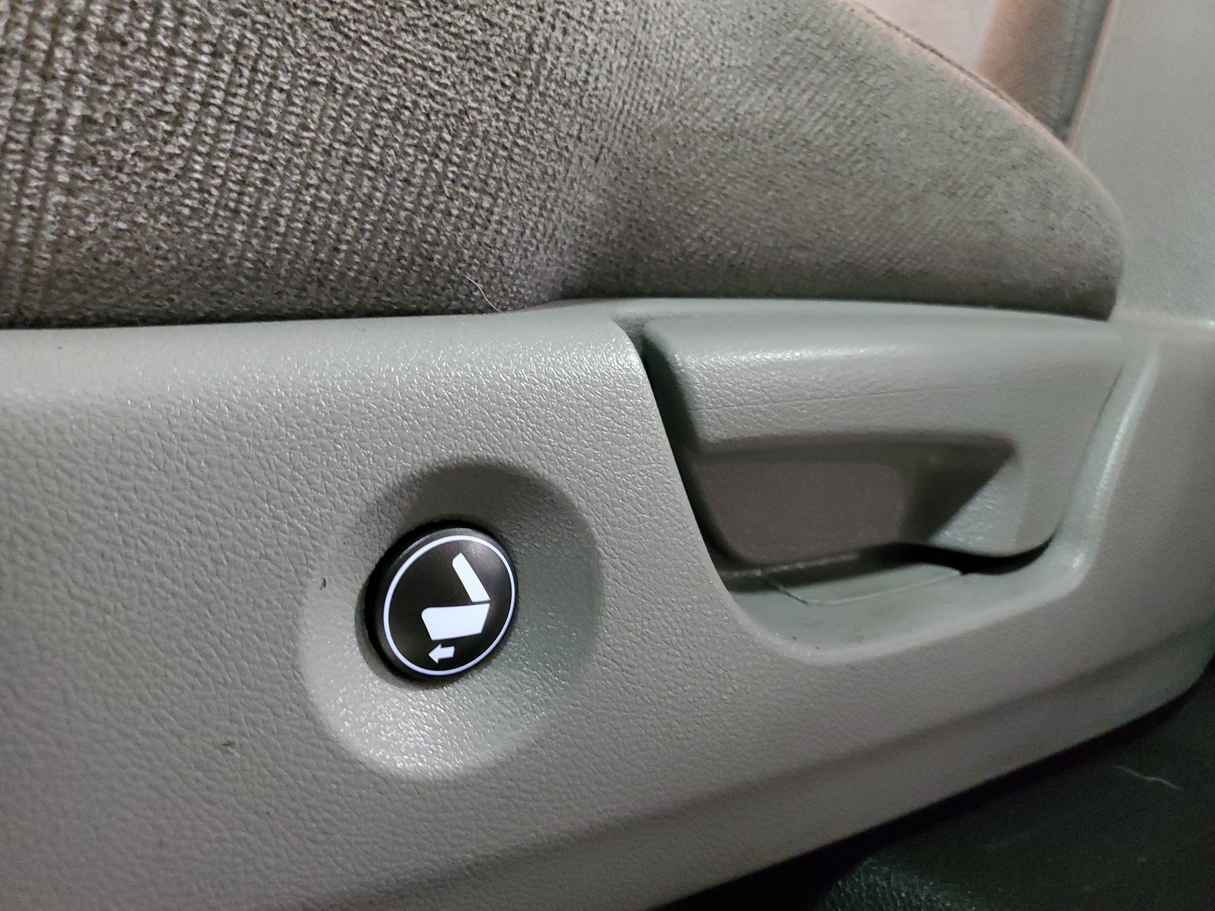 Used 2021 Honda Pilot EX image 10