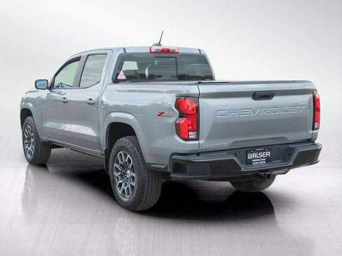 Used 2023 Chevrolet Colorado Z71 w/ Z71 Convenience Package 2 AWD/4WD image 3