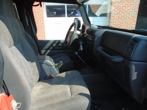 Used 2003 Jeep Wrangler Sport image 14