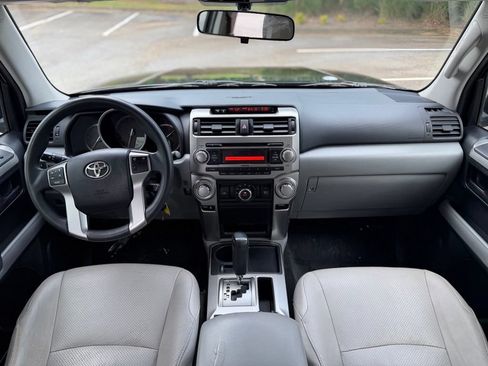 Used 2012 Toyota 4Runner SR5 w/ Convenience Pkg RWD image 22