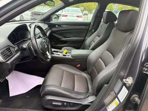 Used 2019 Honda Accord Sport image 17
