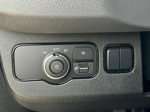 Used 2019 Mercedes-Benz Sprinter 170 image 19