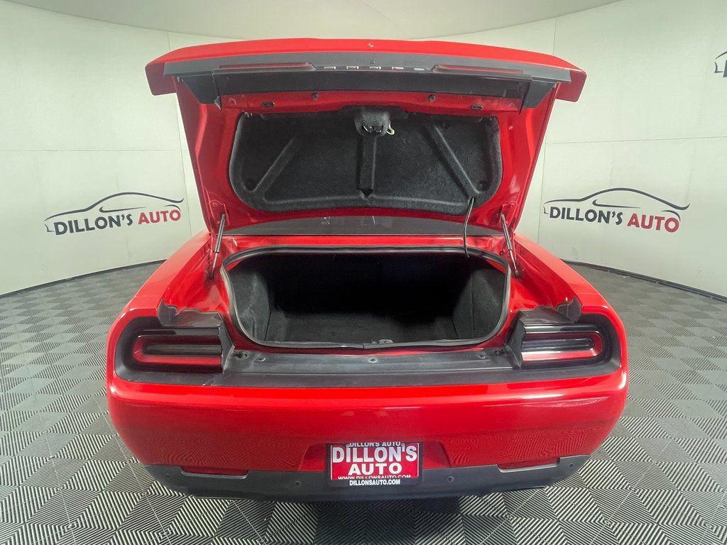 Used 2021 Dodge Challenger R/T RWD image 6