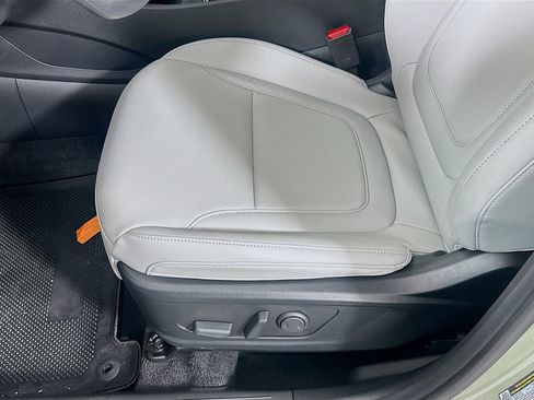 Certified 2026 Hyundai Santa Cruz SEL FWD image 19