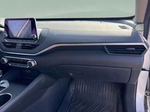 Used 2022 Nissan Altima 2.5 SV image 31