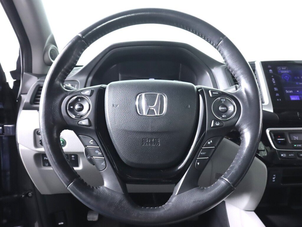 Used 2017 Honda Ridgeline RTL-E image 12