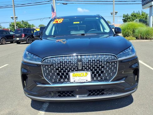 Used 2026 Lincoln Aviator AWD image 2