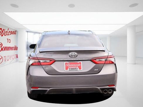 Used 2024 Toyota Camry SE FWD image 6
