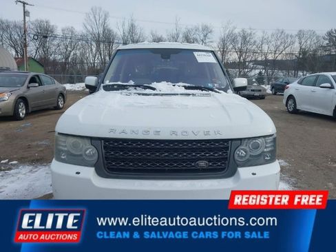 Used 2011 Land Rover Range Rover HSE image 12