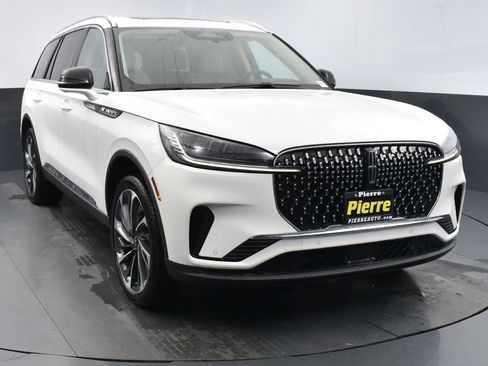 New 2026 Lincoln Aviator Reserve w/ Luxury Package image 19