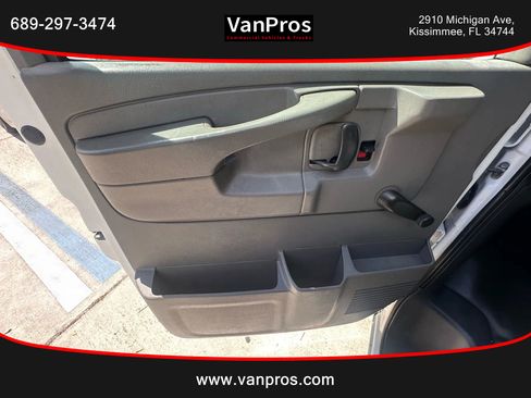 Used 2012 Chevrolet Express 2500 image 8