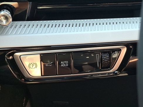 Certified 2026 Cadillac Optiq Luxury 1 AWD/4WD image 24