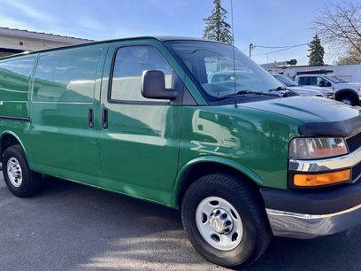 Used 2010 Chevrolet Express 2500 w/ Chrome Appearance Package