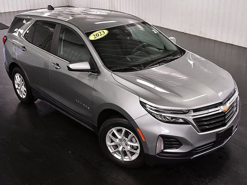 Used 2023 Chevrolet Equinox LT image 12
