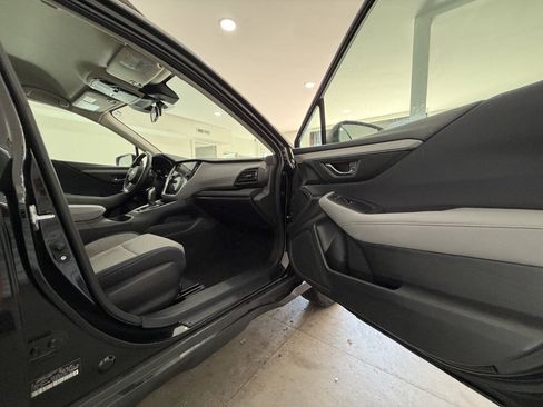 Used 2023 Subaru Outback Premium AWD/4WD image 25