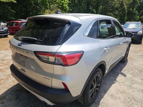 Used 2020 Ford Escape SE FWD image 13