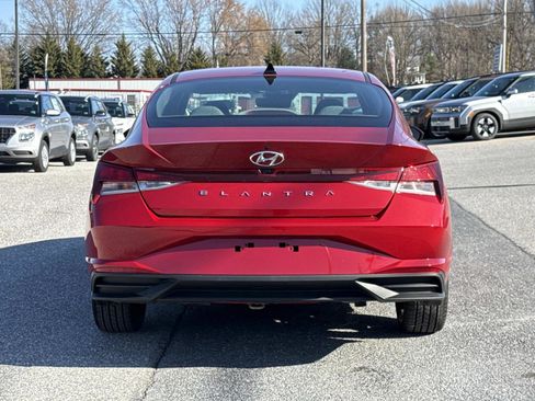 Certified 2023 Hyundai Elantra SEL w/ Convenience Package image 26