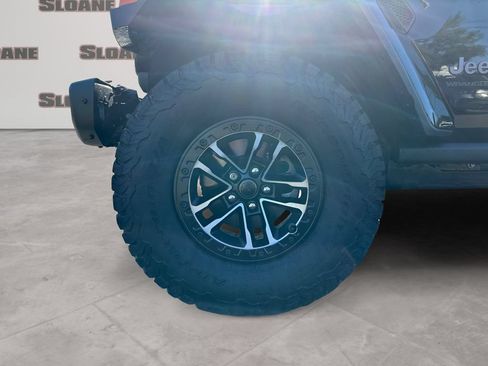 Used 2026 Jeep Wrangler Unlimited Rubicon AWD/4WD image 14