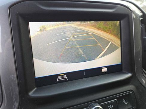 Used 2020 Chevrolet Silverado 1500 Custom w/ Custom Value Package image 20