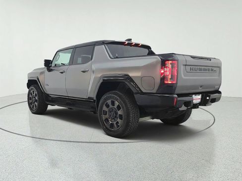 Used 2026 GMC Hummer EV 4x4 Crew Cab w/ Carbon Fiber Edition Package image 7