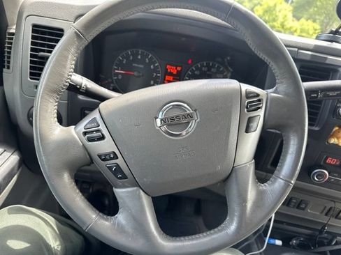 Used 2021 Nissan NV 3500 SL RWD image 12