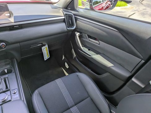 Certified 2025 MAZDA CX-50 AWD 2.5 S w/ Weather Package image 18