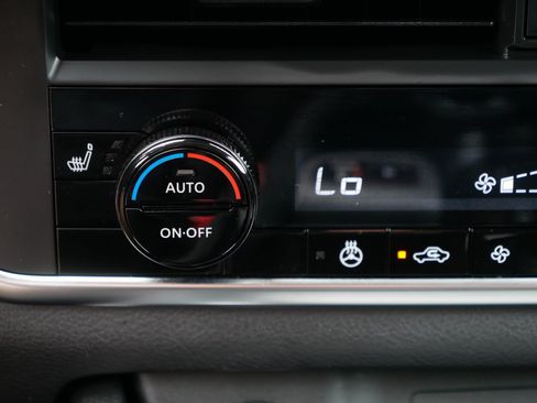 Certified 2023 Nissan Rogue SV w/ SV Premium B Package AWD/4WD image 34