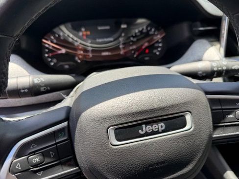 Used 2022 Jeep Compass Latitude AWD/4WD image 20