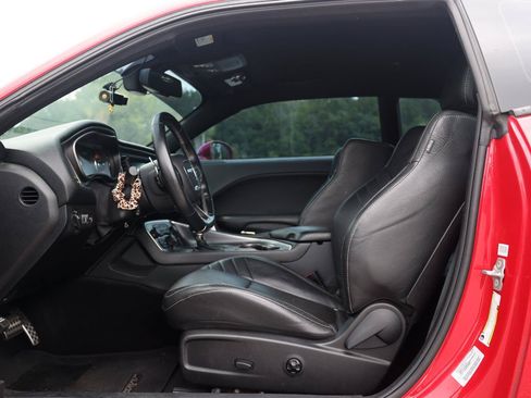 Used 2016 Dodge Challenger SRT Hellcat RWD image 21