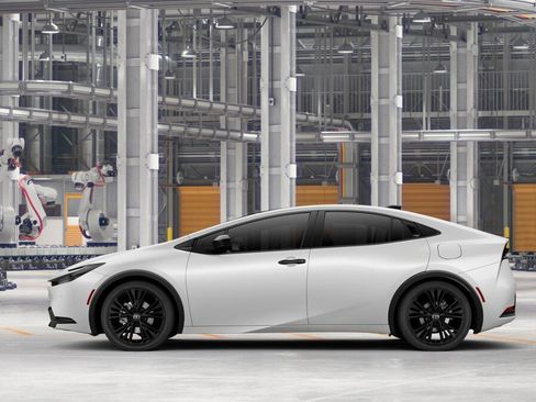 New 2026 Toyota Prius Plug-In Hybrid FWD image 4