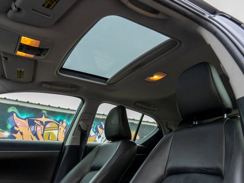 Used 2012 Lexus CT 200h Premium FWD image 20