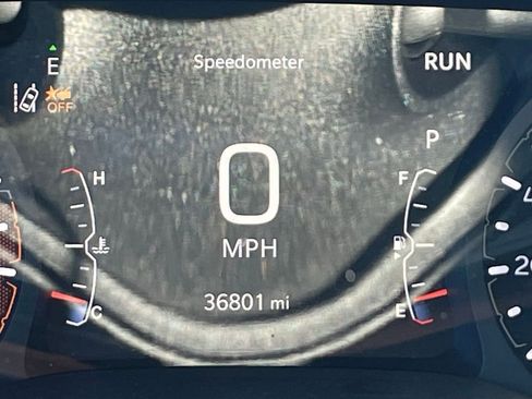 Used 2025 Jeep Compass Limited image 5