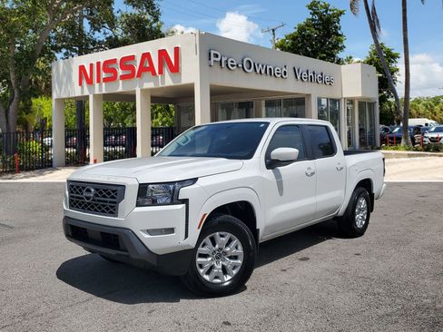 Certified 2023 Nissan Frontier SV w/ SV Convenience Package image 1