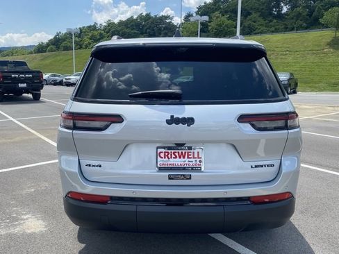 New 2025 Jeep Grand Cherokee L Limited w/ Luxury Tech Group II image 6