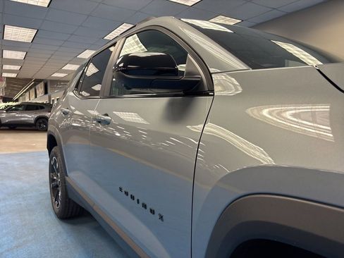 New 2026 Chevrolet Equinox RS AWD/4WD image 4