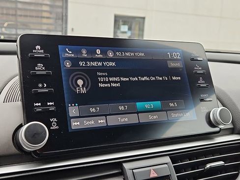 Certified 2018 Honda Accord Sport image 17