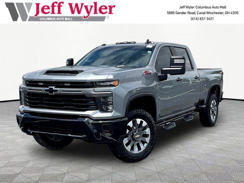 Used 2024 Chevrolet Silverado 2500 Custom w/ Custom Value Package AWD/4WD image 1