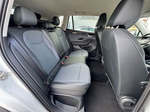 Used 2025 Volkswagen Tiguan SE image 22