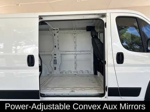 Used 2025 RAM ProMaster 2500 w/ Convenience Group FWD image 25