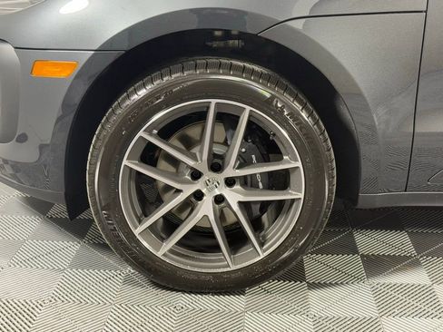 New 2026 Porsche Macan image 11