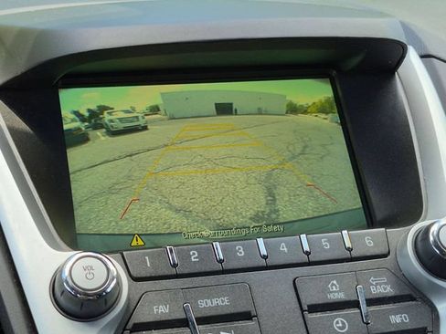 Used 2017 Chevrolet Equinox LT w/ Convenience Package FWD image 14