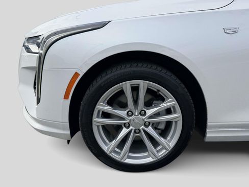Certified 2023 Cadillac CT4 Luxury w/ Sun And Sound Package AWD/4WD image 8