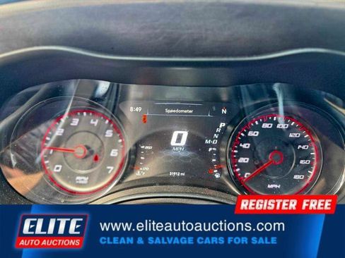 Used 2017 Dodge Charger R/T image 15