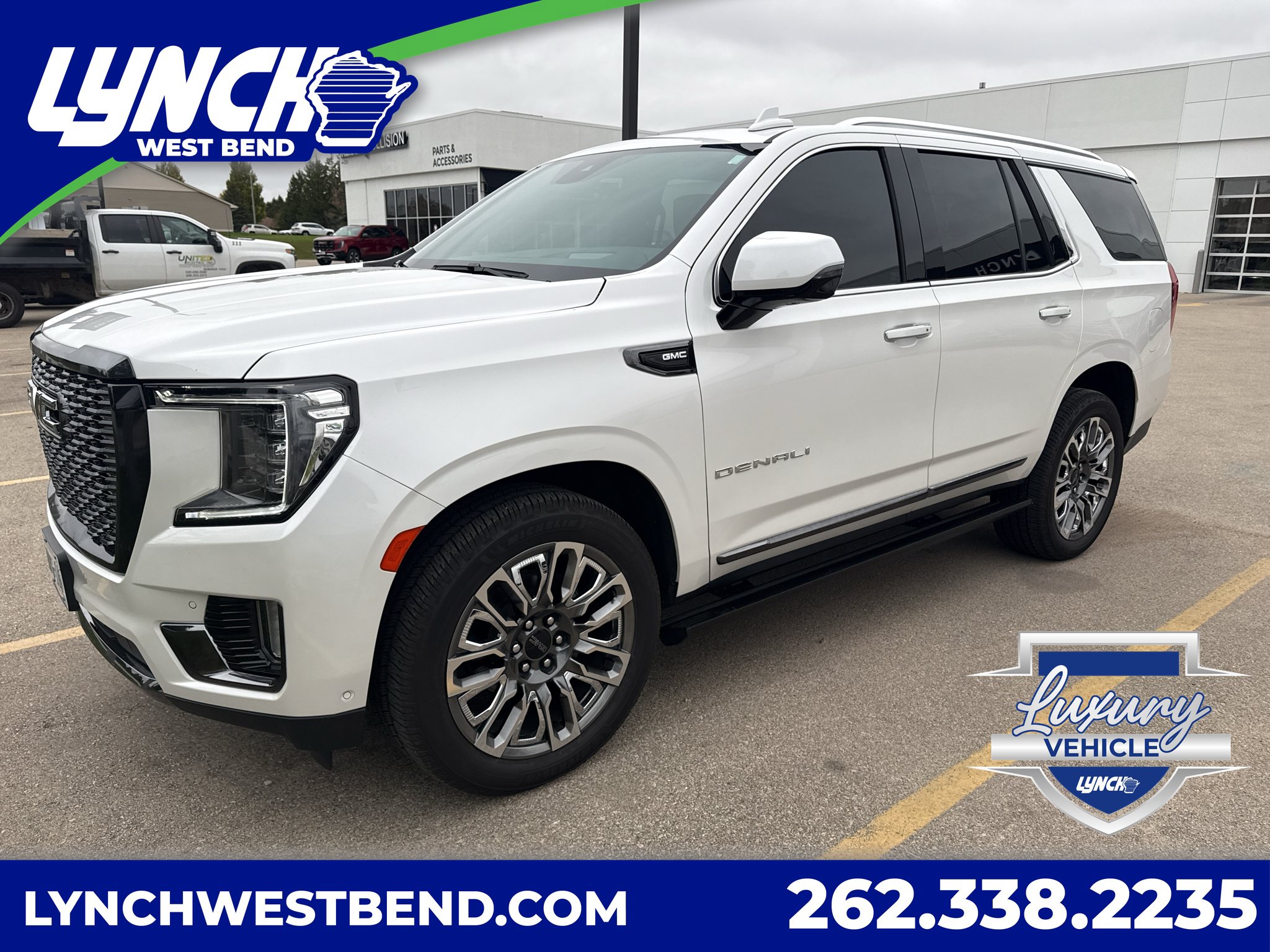 Used 2023 GMC Yukon Denali Ultimate AWD/4WD image 1