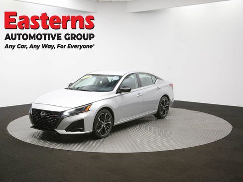 Used 2024 Nissan Altima 2.5 SR image 54