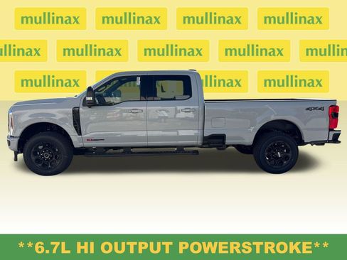 New 2026 Ford F250 XLT w/ XLT Premium Package AWD/4WD image 9