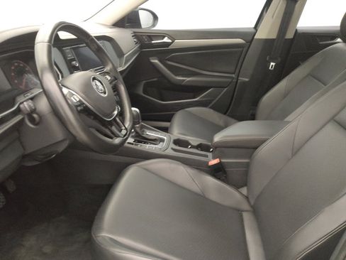 Used 2019 Volkswagen Jetta SE FWD image 17