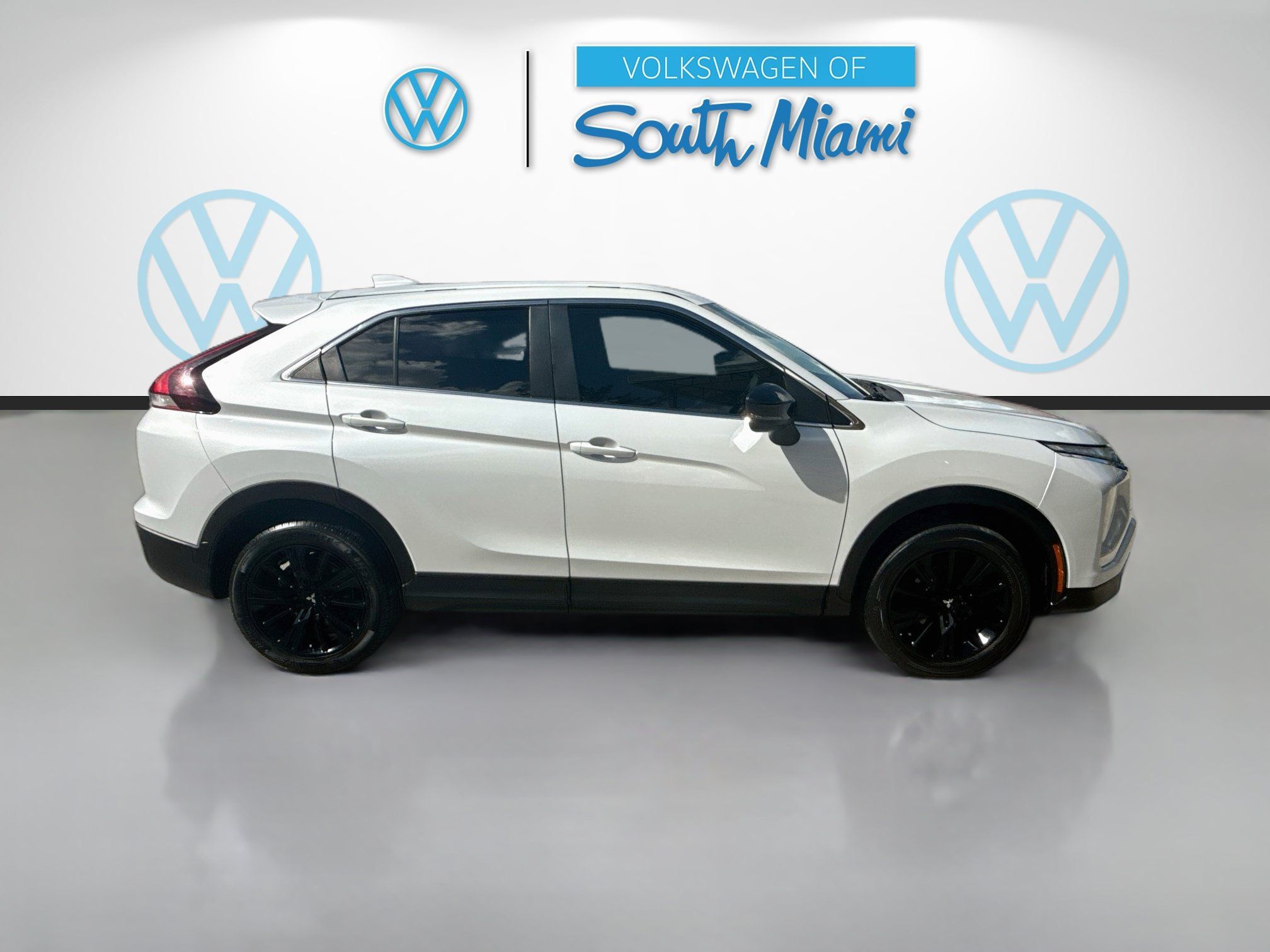 Used 2023 Mitsubishi Eclipse Cross LE AWD/4WD image 8