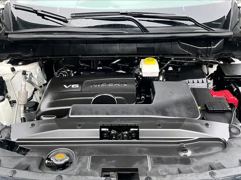 Certified 2024 Nissan Pathfinder SL w/ SL Premium Package image 31